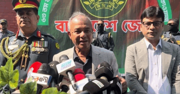 দেশে সমর্থক নেই বলেই দিল্লিতে ‘প্রেস শো’ আওয়ামী লীগের: স্বরাষ্ট্র উপদেষ্টা