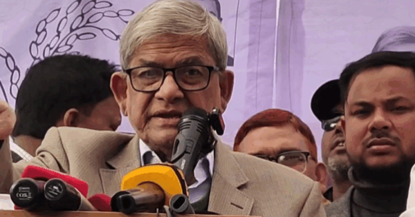 জামায়াত দেশটাকে আফগানিস্তান বানাতে চায়, ওরা দেশকে পেছনের দিকে নিয়ে যেতে চায়: ফখরুল