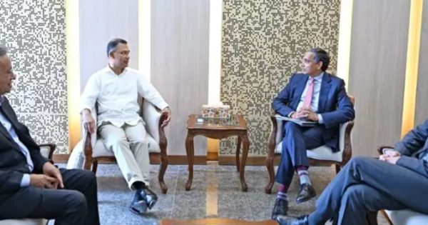 প্রধানমন্ত্রীর সঙ্গে আইএমএফ পরিচালকের বৈঠক