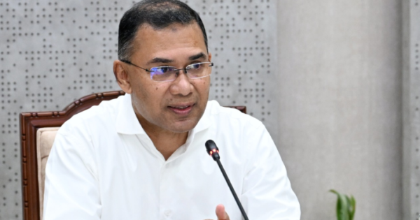 রাজধানীর যানজট নিরসন ও ট্রাফিক ব্যবস্থাপনা আধুনিকায়ন বিষয়ে সচিবালয়ে সভা