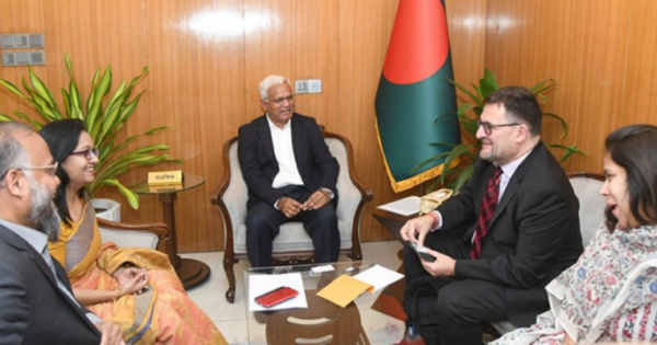 সমাজকল্যাণমন্ত্রী ও প্রতিমন্ত্রীর সঙ্গে বিশ্ব ব্যাংক প্রতিনিধিদলের সৌজন্য সাক্ষাৎ