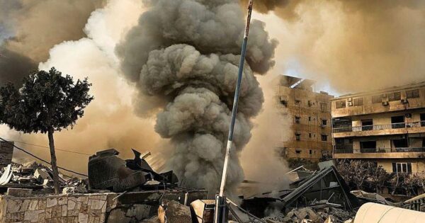 যুক্তরাষ্ট্র ও ইসরাইলের যৌথ হামলায় ইরানে নিহতের সংখ্যা বেড়ে ৭৮৭: রেড ক্রিসেন্ট