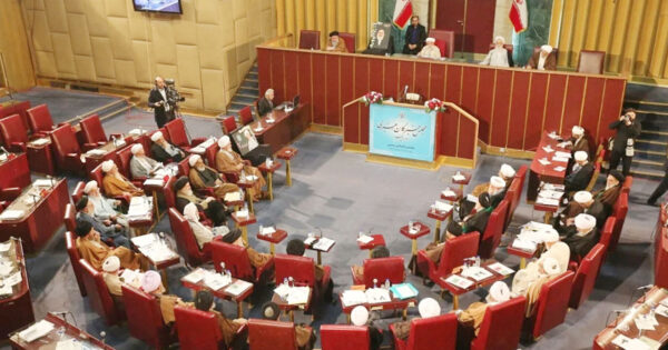 নতুন সর্বোচ্চ ধর্মীয় নেতা বেছে নিতে বেশি সময় নেবে না ইরান