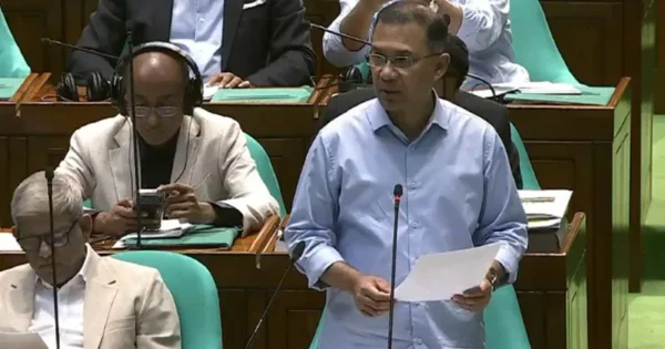 পুলিশসহ জরুরি সেবায় জ্বালানি রেশনিং তুলে নেওয়া হয়েছে: সংসদে প্রধানমন্ত্রী