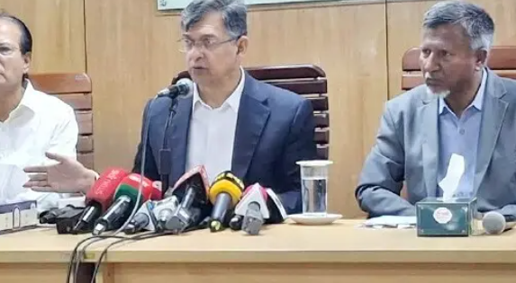 দেশে এখন পর্যাপ্ত চালের মজুত রয়েছে: স্বরাষ্ট্রমন্ত্রী