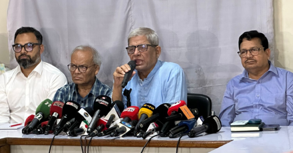 রাজনৈতিকভাবে জামায়াতকে পুরোপুরি নির্মূলে কাজ করতে হবে: মির্জা ফখরুল