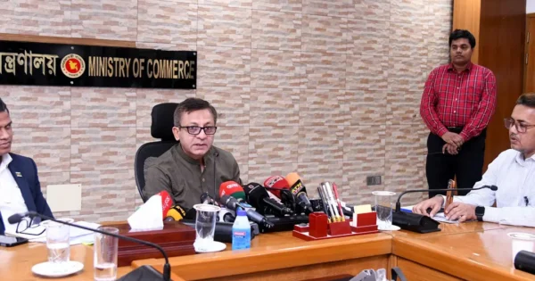 বাজারে কোনো ধরনের কৃত্রিম সংকট বা কারসাজি বরদাশত করবে না সরকার: বাণিজ্যমন্ত্রী