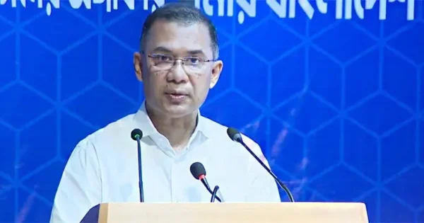 বর্তমান সরকার মেধানির্ভর জনপ্রশাসন গড়ে তুলতে বদ্ধপরিকর: প্রধানমন্ত্রী