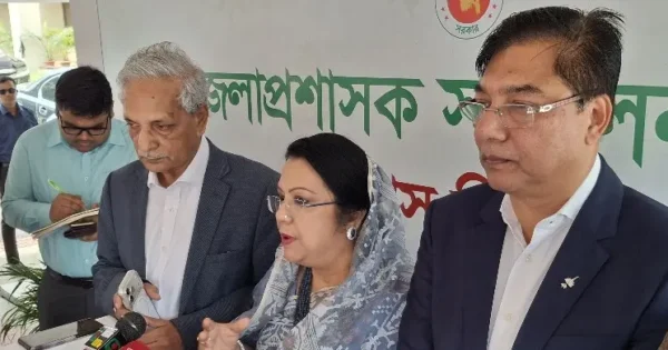 পর্যটকদের নিরাপত্তা নিশ্চিতের জন্য জেলা প্রশাসকদের নির্দেশ
