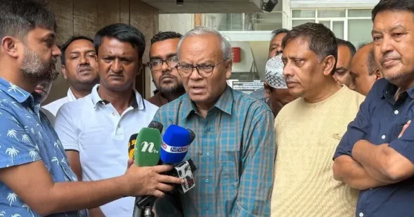 বিরোধীদল সরকারের সমালোচনা করবে, তবে তা গঠনমূলক হতে হবে: রিজভী