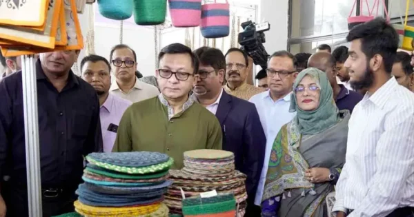 প্রধানমন্ত্রী তারেক রহমান পাট খাতের হারানো গৌরব ফিরিয়ে আনতে অত্যন্ত আগ্রহী: পাটমন্ত্রী