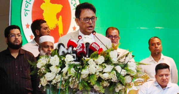 প্রত্যেকটি স্কুলে শিক্ষার্থীদের ইনহাউস কোচিং করতেই হবে: শিক্ষামন্ত্রী