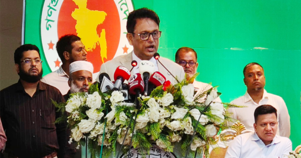 প্রত্যেকটি স্কুলে শিক্ষার্থীদের ইনহাউস কোচিং করতেই হবে: শিক্ষামন্ত্রী