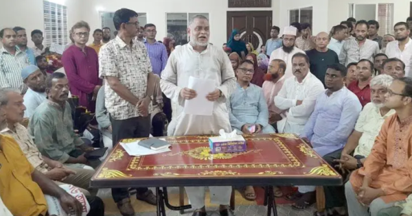 ব্যতিক্রমী উদ্যোগ: জনসম্মুখে বরাদ্দের হিসাব প্রকাশ করলেন হুইপ জি কে গউছ