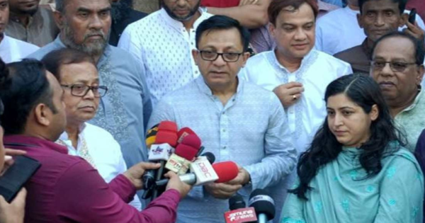 এআই দিয়ে নিত্যপ্রয়োজনীয় পণ্যের বাজার মনিটরিং করবে সরকার: বাণিজ্যমন্ত্রী