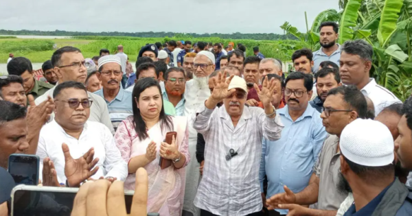 দেশকে সুন্দর ও পরিবেশবান্ধব করতে হলে ব্যাপকভাবে বৃক্ষরোপণ করতে হবে: জয়নুল আবেদীন