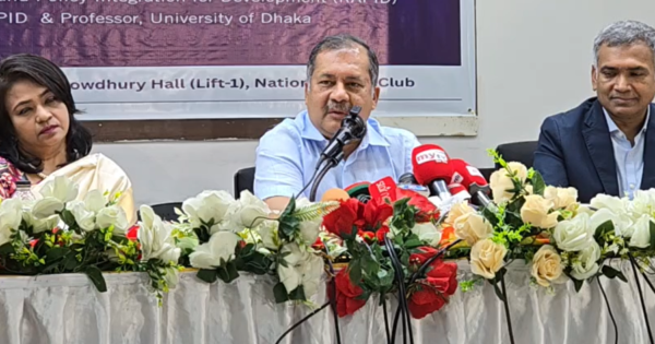 রফতানিকে অগ্রাধিকার দিয়েই আমাদের অর্থনীতিকে সাজাতে হবে: তথ্যমন্ত্রী