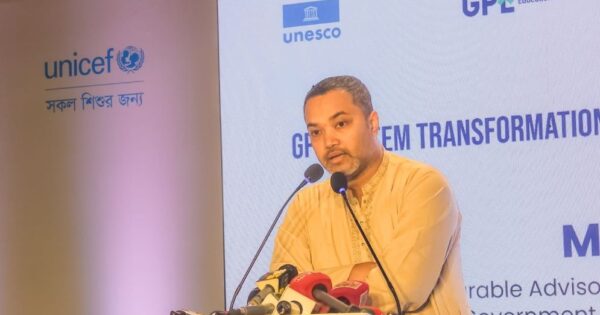 একটি মূল্যবোধভিত্তিক শিক্ষাব্যবস্থা পুনর্গঠন করতে চায় সরকার: উপদেষ্টা মাহদী আমিন