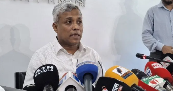 অসাধুচক্রের ফায়দা নেওয়া ঠেকাতে বাজার তদারকি জোরদার হবে: প্রতিমন্ত্রী