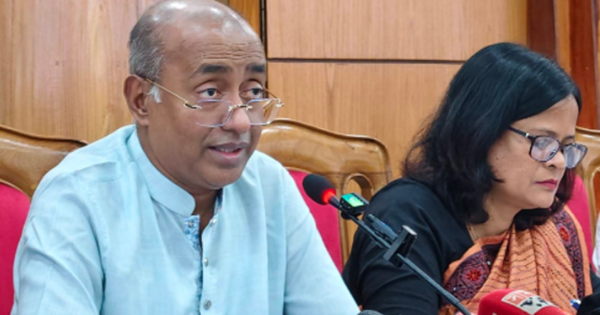 সন্ত্রাস দমনে আইনকে আরও শক্তিশালী করা হবে, ক্রসফায়ারের পথে যাবে না সরকার: আইনমন্ত্রী