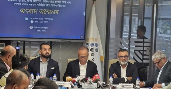 সাম্প্রতিক জ্বালানি সংকটের কারণে এখন পর্যন্ত কোনো পোশাক কারখানা বন্ধ হয়নি: বিজিএমইএ
